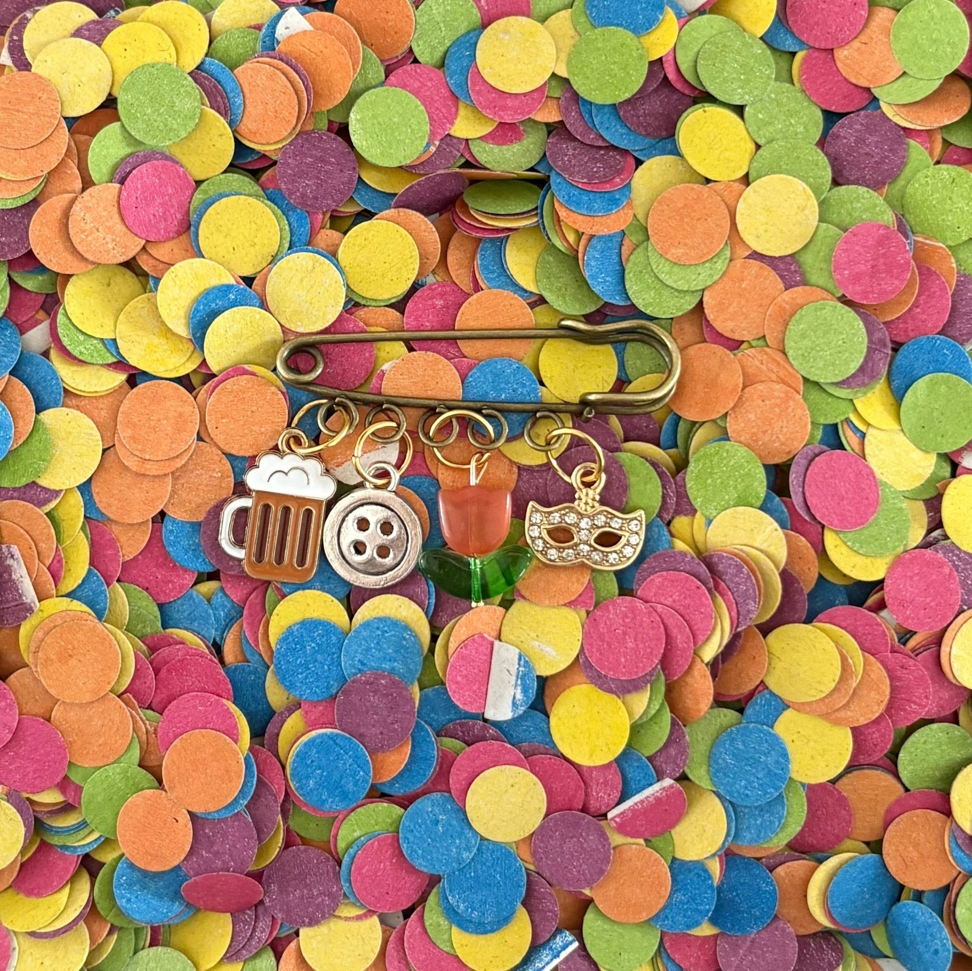 Kruikenstad carnaval speld - Lauré